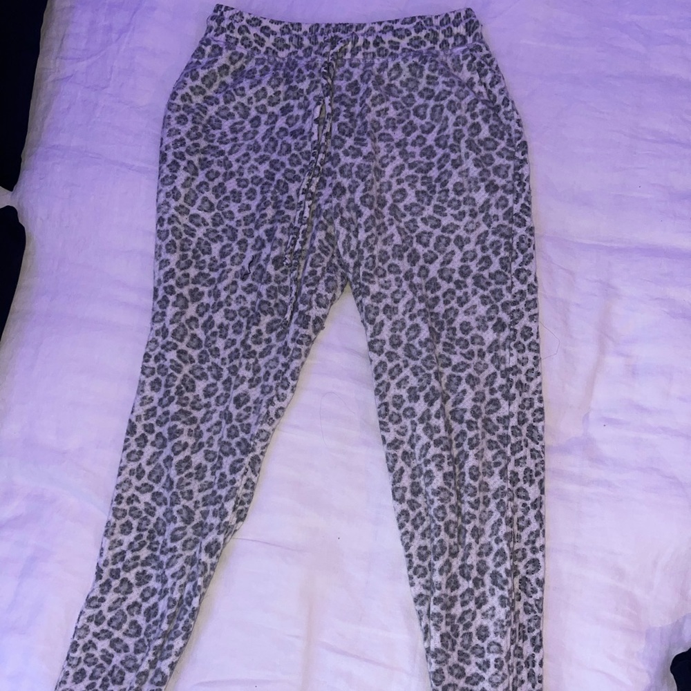 American Eagle joggers
